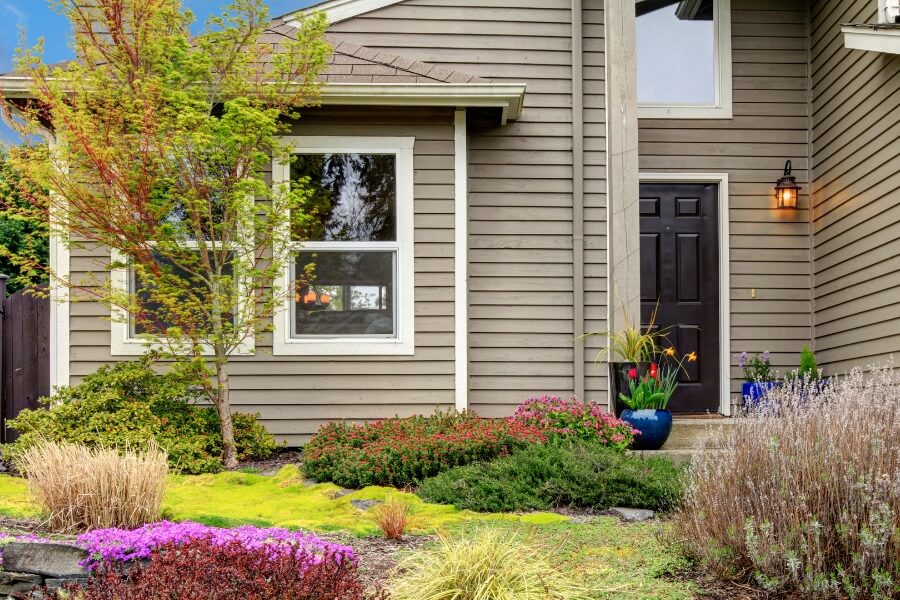5 ways to improve curb appeal in Scarborough